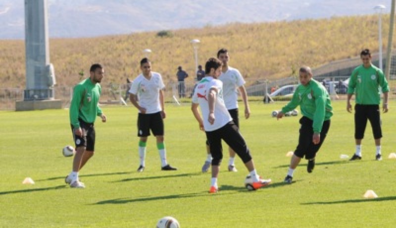 مونديال 2010 : أول حصة تدريبية للفريق الوطني الجزائري ببريتوريا