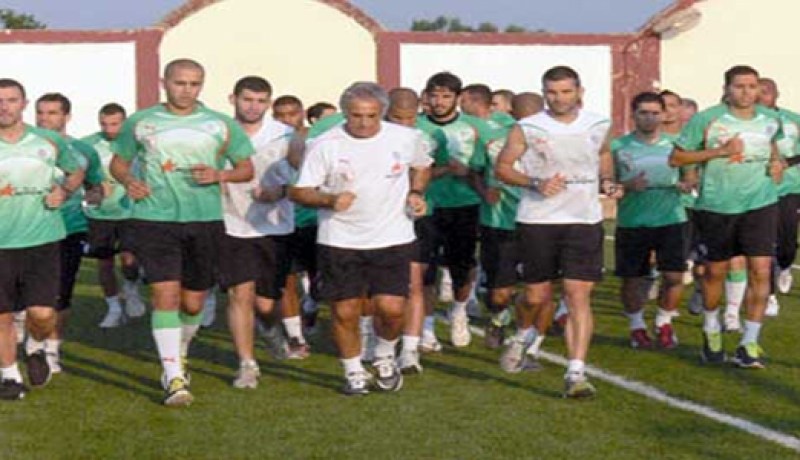 المنتخب المحلي في تربص مغلق غدا بمركز سيدي موسى