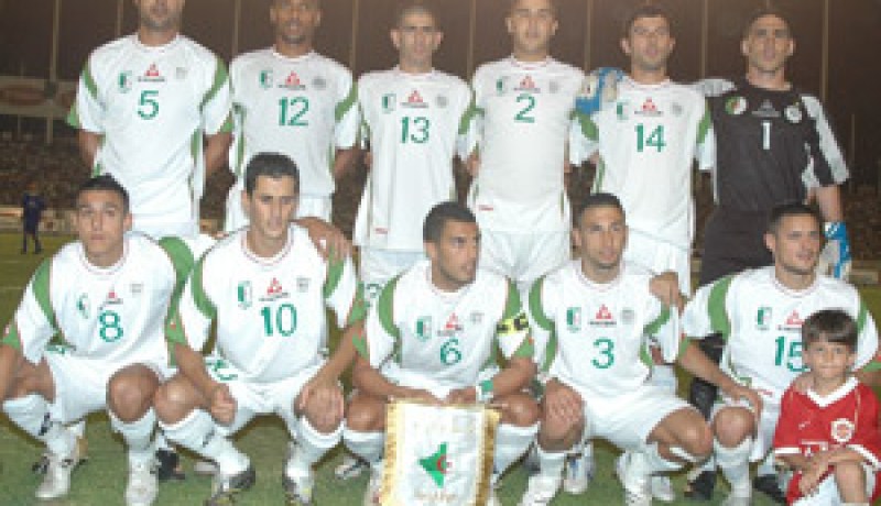تصفيات كأسي أمم إفريقيا والعالم 2010 :اليوم على الساعة الثامنة والنصف بتوقيت الجزائر السنغال- الجزائر “سعدان” متفائل والهزيمة ممنوعة