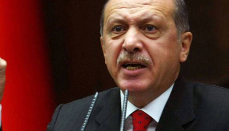 اردوغان يؤكد أن تركيا لا تتجه نحو الديكتاتورية