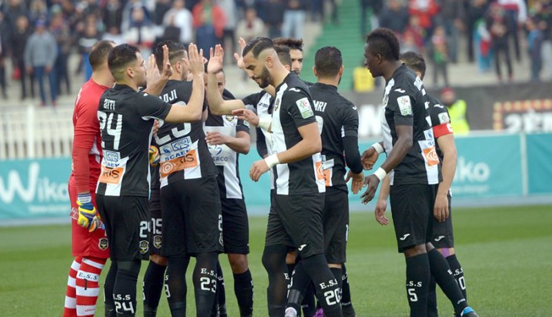 عمراني يتفادى لقاء حمّار وينتظر قرار العدالة للحصول على حقوقه