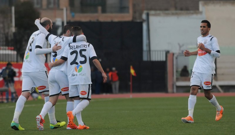 وفاق سطيف يختتم تحضيراته اليوم بمواجهة السويحلي الليبي وديا