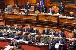 نواب ايطاليون يطالبون بمنح رخص إقامة لأكثر من 2000 لاجئ من إفريقيا