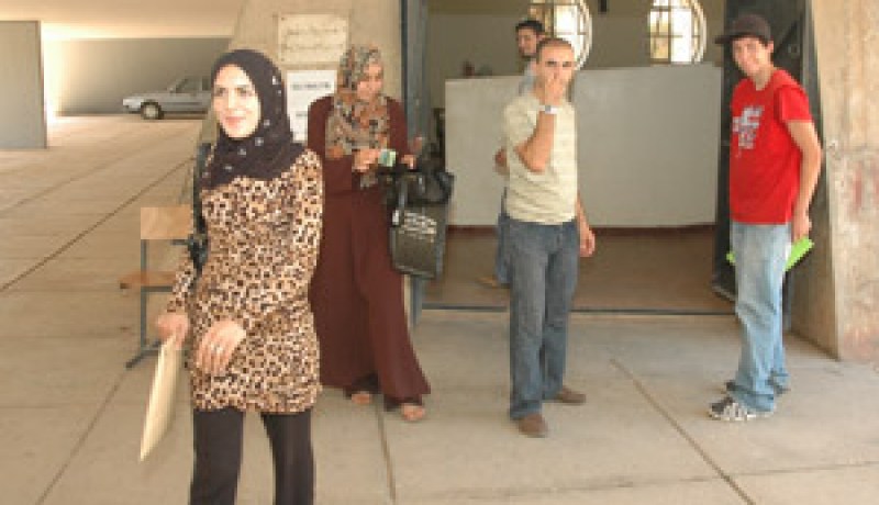 برامج عقود ما قبل التشغيل والإدماج المهني بالوادي حبر على ورق:عشرات الجامعيين تائهون بين الإدارات العمومية بحثا عن العمل