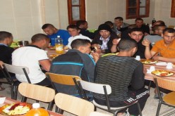 الإطعـام والإيـواء «باطـل» للطلبـة الأجانـب خـلال الصيـف