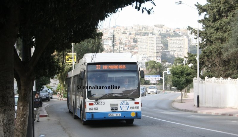 تمديد تعليق نشاط النقل الحضري العمومي يومي الجمعة والسبت