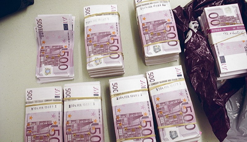 وزير إفريقي مزيّف يحتال على إطار في سوناطراك ويسلبه 80 مليونا مقابل 3.5 مليون أورو مزوّرة