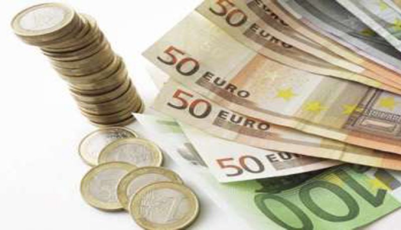 تراجع سعر اليورو أمام الدولار خلال الأسبوعين الماضيين