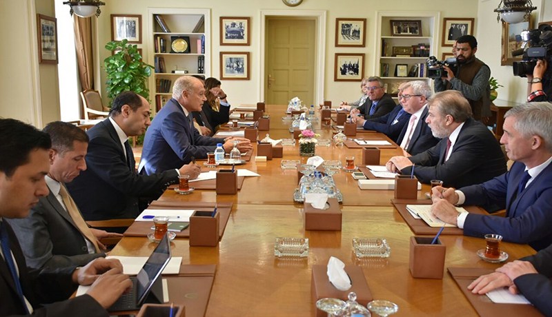 الباحث الجزائري لطفي دراجي يتحصل على جائزة الوزراء العرب للبيئة لعام 2016