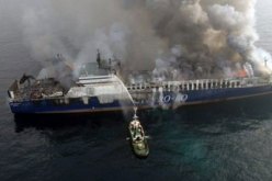 اليونان.. مقتل شخص وإصابة 6 آخرين في انفجار بسفينة سياحية