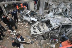 عائلات ضحايا الانفجارين  تتذكر مفقوديها بالمقابر يوم العيد