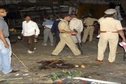 إنفجارات في بومباي تسفر عن قتيلين ومئة جريح