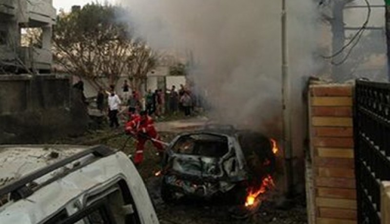 قتيل و5 جرحى في انفجار خلال جنازة أحد قادة الأمن في بنغازي