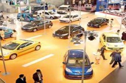 الماركات العالمية تجلب الزوار وأسعار العلامات الآسيوية‮ ‬تدغدغ ‬جيوبهم
