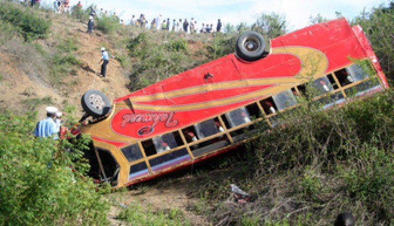مقتل 11 طفلا بانقلاب حافلة في الصين