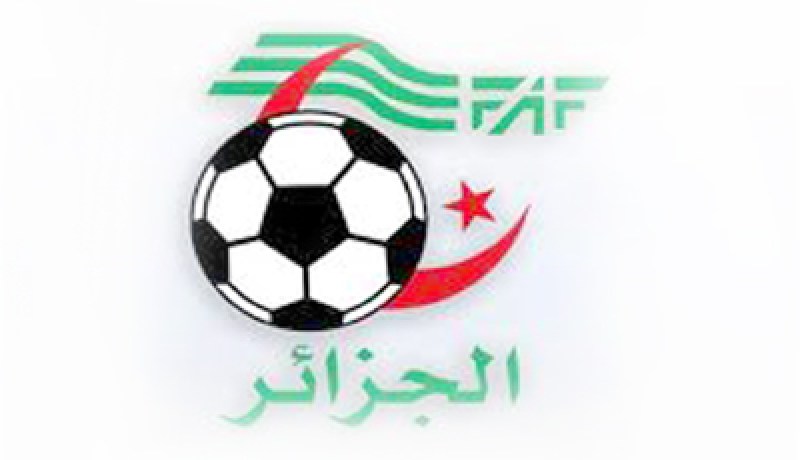 الفاف تزلزل النوادي المحترفة بقـانون جديد للاعبين الأجانب