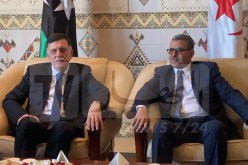 رئيس حكومة الوفاق الليبية فايز السراج يصل الى الجزائر