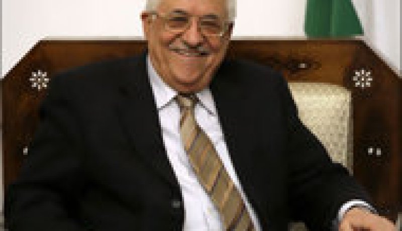 عباس يتهم إسرائيل بالسعي للنيل منه