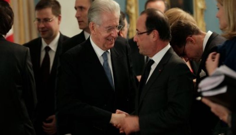 هولاند: لقد تخطينا أزمة منطقة اليورو بنجاح