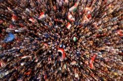 تظاهرة ضخمة بمشاركة كافة التيارات السياسية في ميدان التحرير في جمعة الشرعية