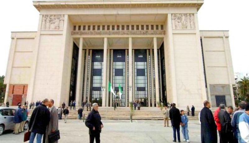 سنحتج أمام رئاسة الجمهورية والوزير يمارس سياسة الهروب إلى الأمام