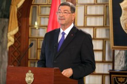 رئيس الوزراء التونسي يبحث الجهود المبذولة في مواجهة الإرهاب