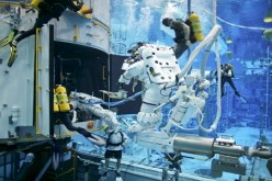 موسكو تبتكر أول ملاح فضائي و تباشرإختباره بمركز تدريب رواد الفضاء