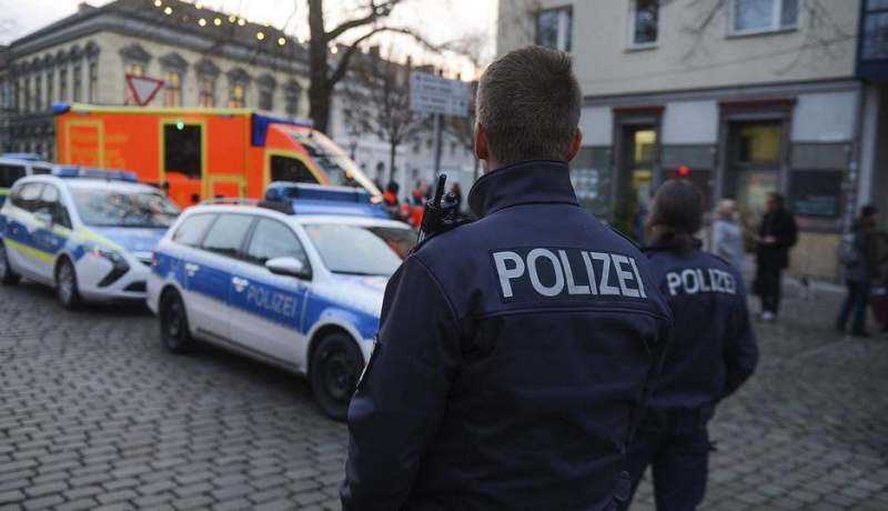 مقتل عدة أشخاص في إطلاق نار أمام معبد يهودي في مدينة هالة الألمانية