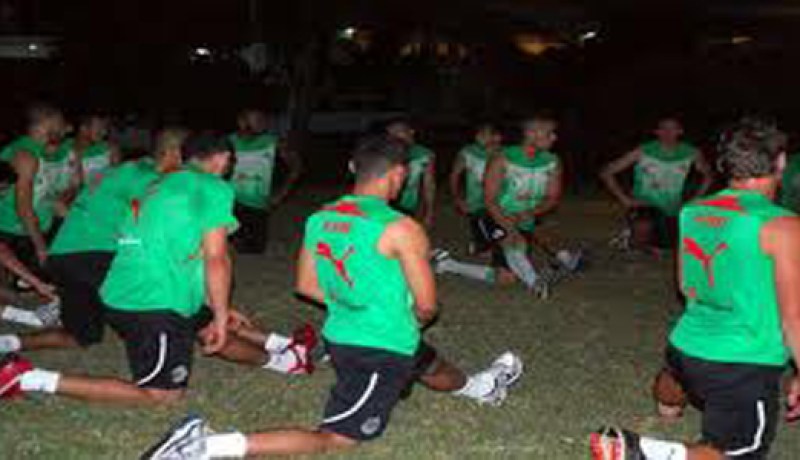 المنتخب الوطني يجري حصة استرخائية في بانغول