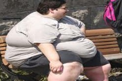 البدناء أكثر إصابة بآلام العمود الفقري