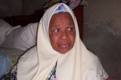 والدة عبد الحميد ابوزيد تجدد نداءها لاطلاق سراح الزوج النمساوي المختطف