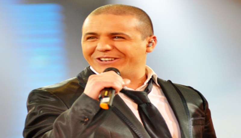 الشاب فضيل‮ ‬يقاضي‭ ‬مجلة‮ ‬كلوزر ‬ويطالبها بتعويض ‮88 ‬ألف دولار