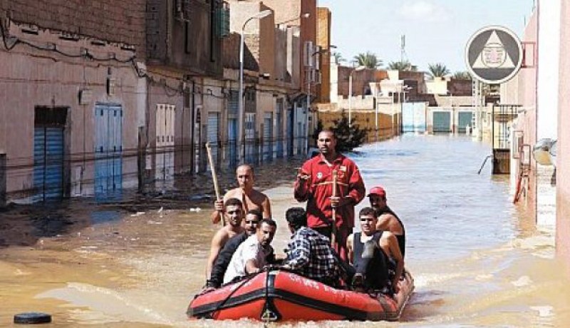 انتشال جثة طفل من طرف عناصر الحماية المدنية بالطارف