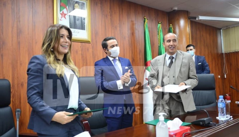 بالصور.. سواكري تستلم مهامها كوزيرة منتدبة مُكلفة برياضة النخبة