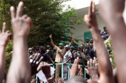 مظاهرات في مالي تأييدا للانقلابيين