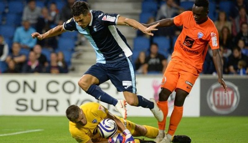 ستراسبورغ لم يفقد الأمل في ضم “فرحات”