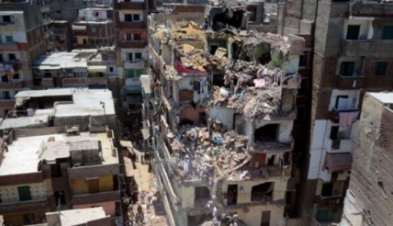 إرتفاع عدد ضحايا انهيار المبنى في الإسكندرية حتى 15