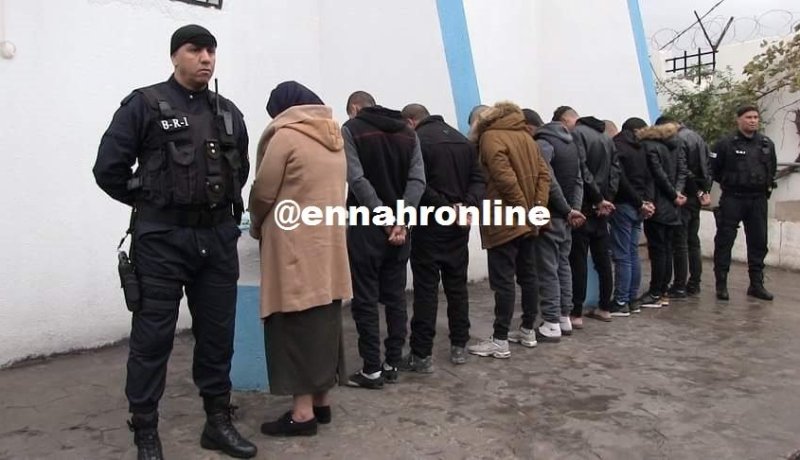 معسكر: 5 نساء ضمن عصابة لترويج الكيف