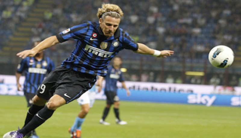 فورلان يضع حدًا لإشاعات رحيله عن الإنتر