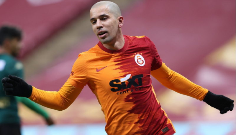 فيغولي يتلقى عرضا من رونالدو وهكذا كان رده!