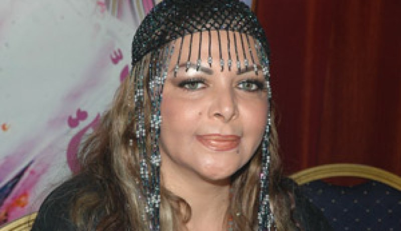 ورثة نزار قباني غاضبين من فلة عبابسة