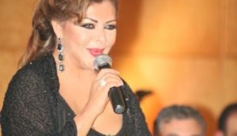 فلة الجزائرية تتابع قناة ''المحور'' الفضائية والرئيس السابق لنادي الزمالك قضائيا