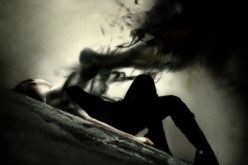 لماذا تتزوج السافرات الفاجرات وتُعنس الملتزمات؟