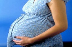 سيدة مصرية تحمل 36 جنينا في بطنها