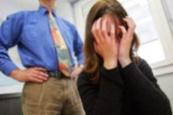 مفتون ومهموم بعدما اخترت المرأة الخطأ