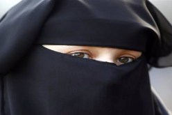 امرأة ضمن عصابة ملثمين‮ ‬يقتحمون منزل برلماني‮ ‬ويسرقون أموالا ومسدسا في‮ ‬باتنة