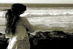 يرفضون زواجي‮ ‬جملة وتفصيلا ‬لأن الخطيب طالب جامعي