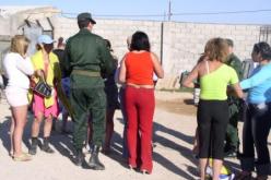 سيدة تدعو الشباب إلى الدعارة وتعاطي المخدرات بدرڤانة