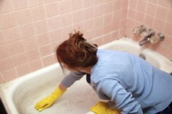 خادمة على ذمة رجلين تسرق قيمة 620 مليون سنتيم من بيت ربة عملها