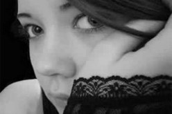 أبحث عن رجل‮ ‬يقدرني‮ ‬ويحقّق الآمان والإستقرار النّفسي‮ ‬لابنتي